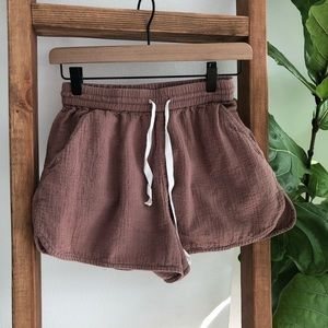 Aritzia Wilfred Taupe Shorts - XS